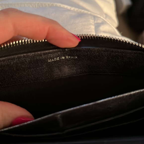 Large Chanel zipper around wallet. Authentic metallic charcoal grey. - Picture 5 of 7